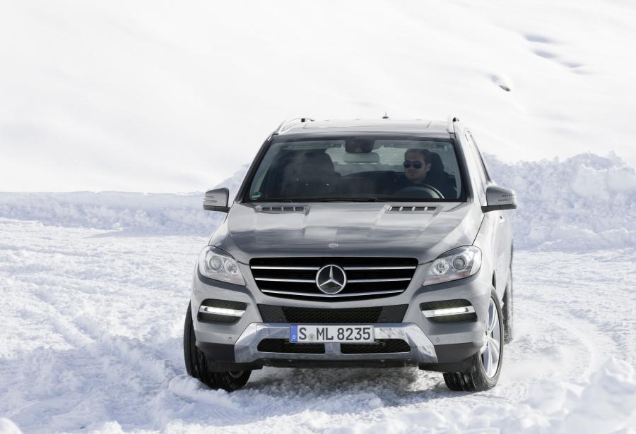  Mercedes-Benz ML350 4Matic 2012 года  (фото 16 из 26)